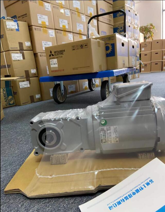 日精減（jiǎn）速機型號（hào）FS45N60-MC08TVDTN數（shù）控機床專（zhuān）用...